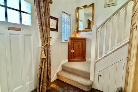 9 Chichester Road, Sandgate, Folkestone, CT20 3BN