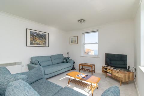 2 bedroom apartment for sale, Eastern Esplanade, Cliftonville, CT9