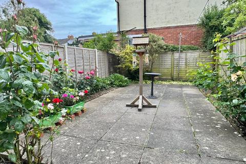 40 Linden Crescent, Folkestone, CT19 5SB