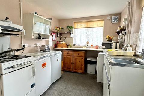 40 Linden Crescent, Folkestone, CT19 5SB