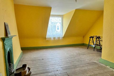 40 Linden Crescent, Folkestone, CT19 5SB