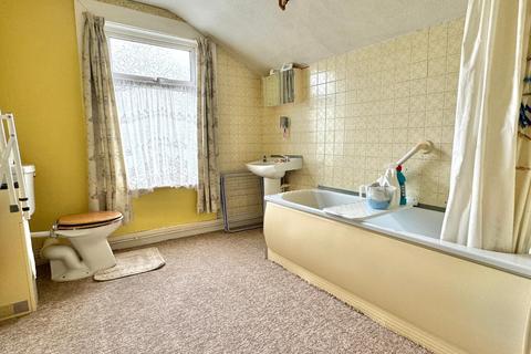 40 Linden Crescent, Folkestone, CT19 5SB