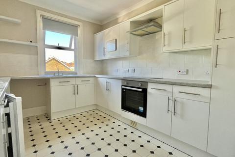 2 bedroom maisonette for sale, Station Road, Folkestone CT18