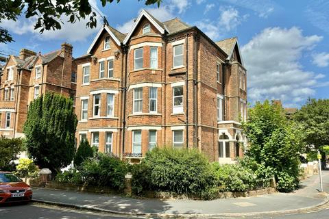 1 bedroom apartment for sale, Castle Hill Avenue, Kent CT20