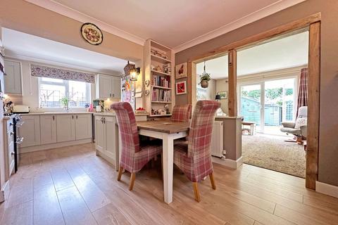 1 Barryfields, Shalford, Braintree, CM7 5HJ