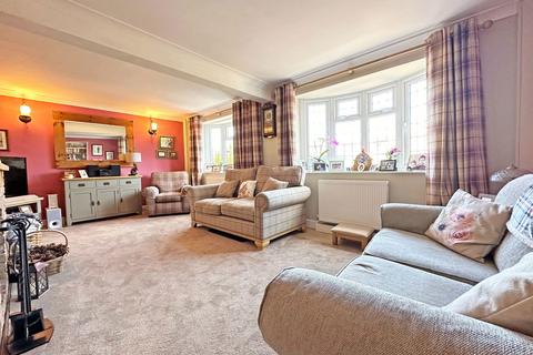 1 Barryfields, Shalford, Braintree, CM7 5HJ