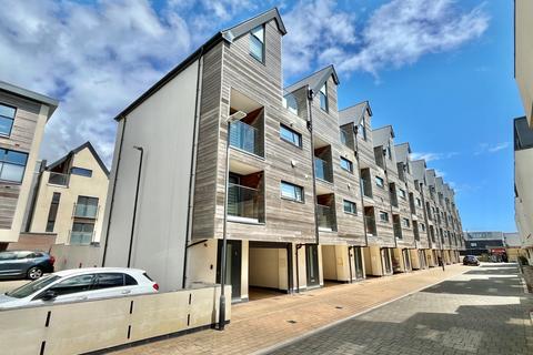1, Ocean Gateway Fishermans Beach, Hythe, CT21 6FN