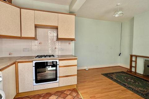 57 Garden Road, Folkestone, CT19 5RA