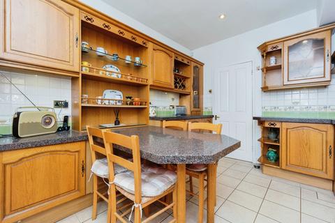 5 bedroom detached house for sale, Woodhead Road, Glossop SK13