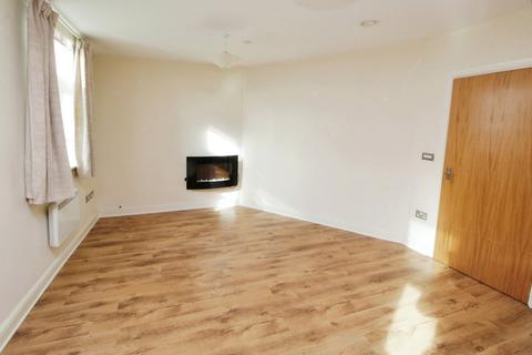 2 bedroom apartment for sale, Glossop Brook Road, Derbyshire SK13