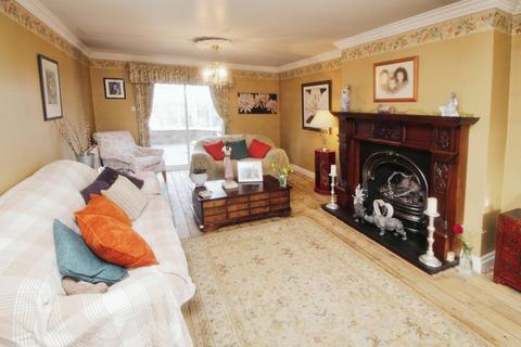 4 Beechwood, Glossop, SK13 6XS