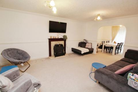 3 Beechwood, Glossop, SK13 6XS