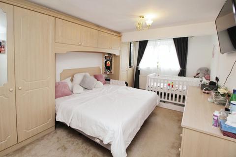 3 Beechwood, Glossop, SK13 6XS