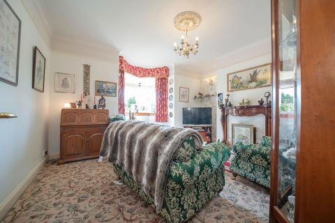 Thirlwell House Quarry Road, Locharbriggs, Dumfries, DG1 1QF