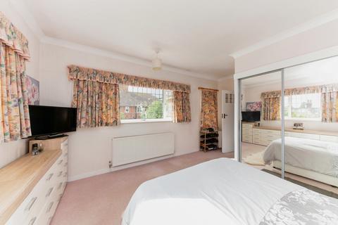 21 Devonshire Avenue, Grimsby, DN32 0BW
