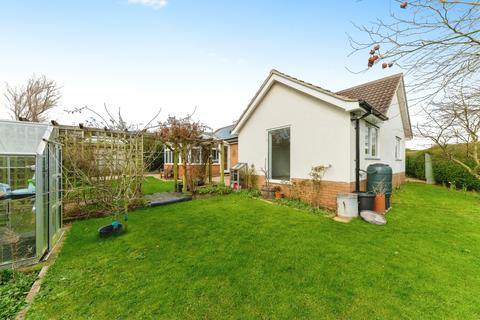 3 bedroom bungalow for sale, St. Annes Road, Grimsby DN41