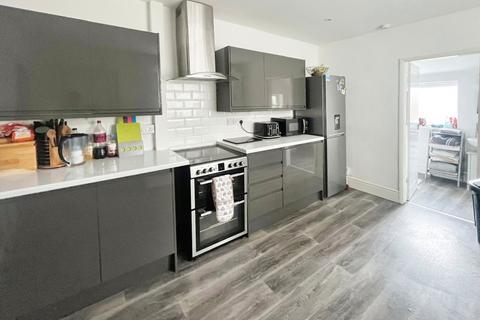 162 Durban Road, Grimsby, DN32 8AY