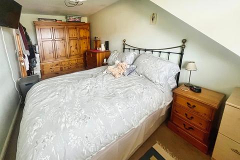 12 Aldred Gardens, Scartho Top, Grimsby, DN33 3SD