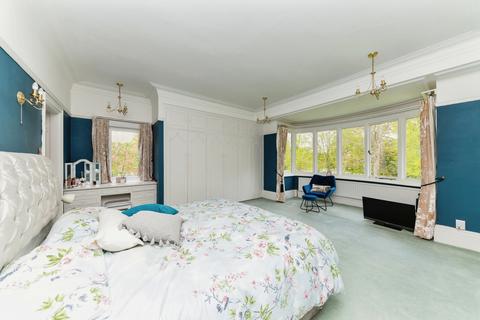 8 Park Drive, Grimsby, DN32 0EE