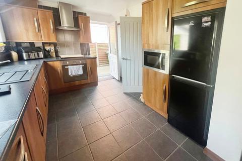 19 Ashbourne, Waltham, Grimsby, DN37 0UL