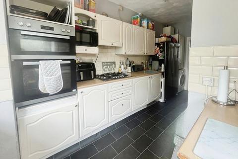 61 Beeley Road, Grimsby, DN32 8NH