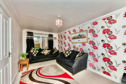 3 bedroom semi-detached house for sale, Pennistone Place, Grimsby DN33