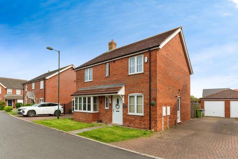 4 bedroom detached house for sale, Pasture Lane, Grimsby DN33