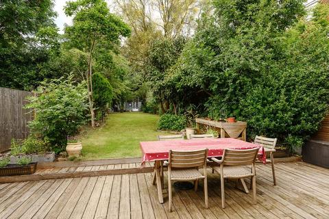 4 bedroom semi-detached house for sale, Spencer Road, London SW20