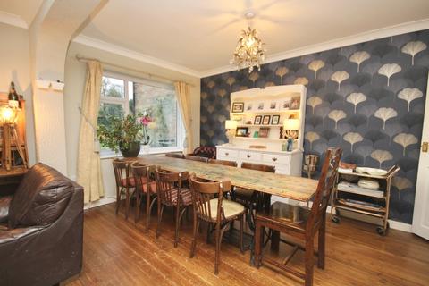 Crossways Middlesbrough Road, Guisborough, TS14 8HY