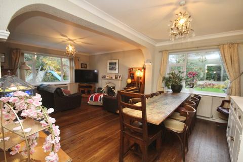 Crossways Middlesbrough Road, Guisborough, TS14 8HY
