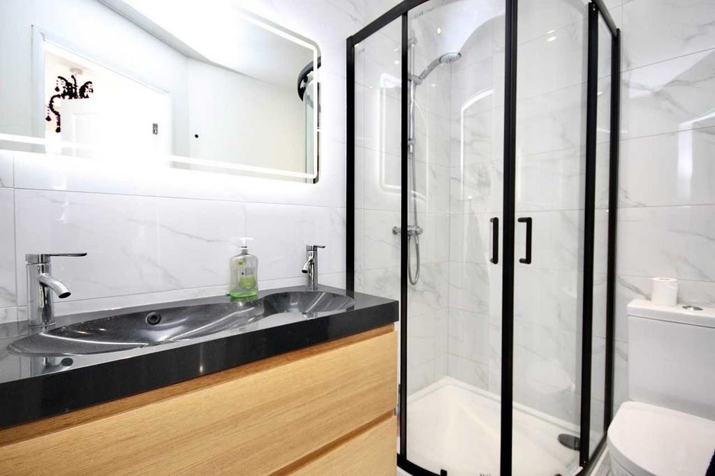 Ensuite