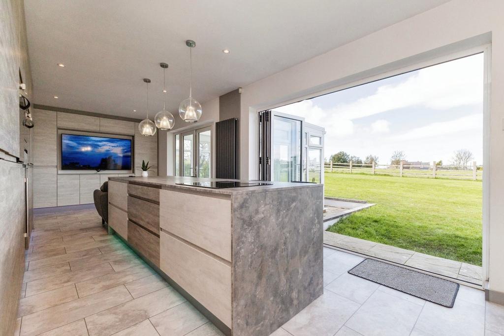 Kitchen/ Diner