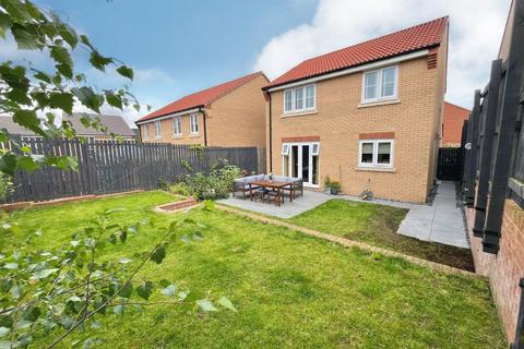 3 bedroom detached house for sale, Fieldfare Gardens, North Yorkshire TS14