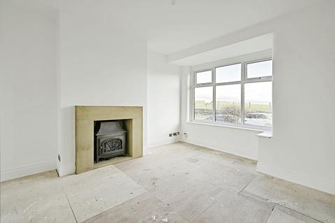 4 The Hame, Holywell Green, Halifax, HX4 9HT