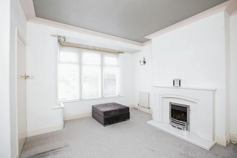 14 Crestfield Drive, Halifax, HX2 7HG