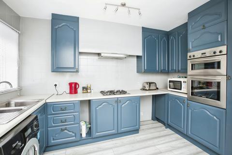 14 Crestfield Drive, Halifax, HX2 7HG