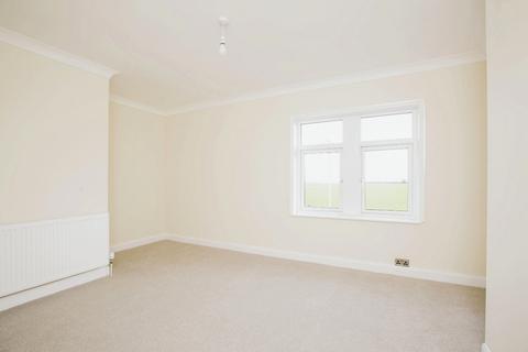 5 The Hame, Holywell Green, Halifax, HX4 9HT