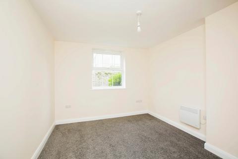 2 bedroom apartment for sale, Spinners Close, West Yorkshire HX1