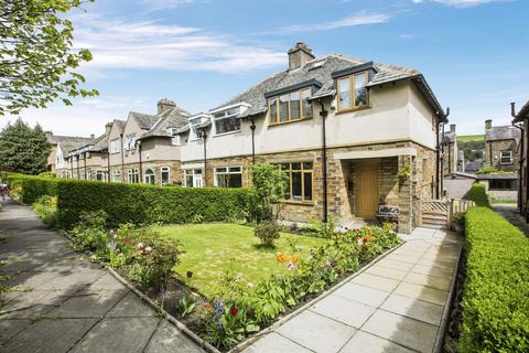 3 bedroom semi-detached house for sale, Huddersfield Road, West Yorkshire HX3