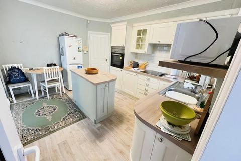 400 Turnhurst Road, Packmoor, Stoke-on-trent, ST7 4QQ