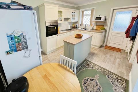 400 Turnhurst Road, Packmoor, Stoke-on-trent, ST7 4QQ