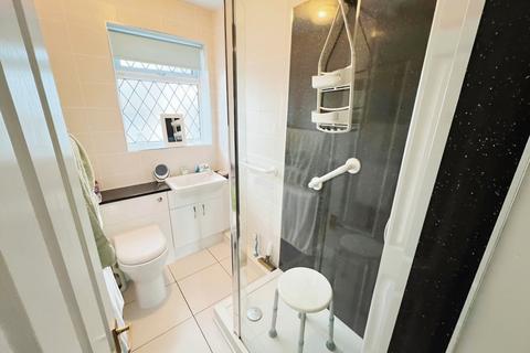 400 Turnhurst Road, Packmoor, Stoke-on-trent, ST7 4QQ