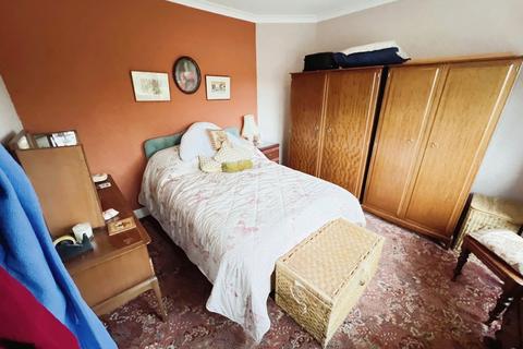 400 Turnhurst Road, Packmoor, Stoke-on-trent, ST7 4QQ
