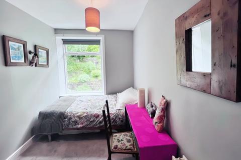 14 - 16 Birchcliffe, Hebden Bridge, HX7 8JA
