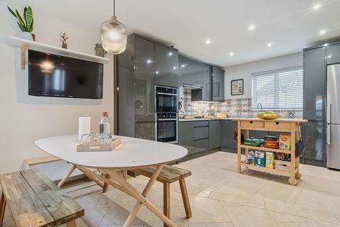 20 Hatton Way, Corsham, SN13 9UW