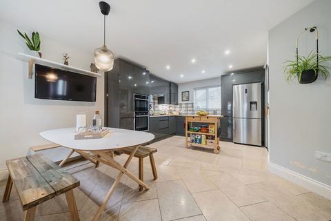 20 Hatton Way, Corsham, SN13 9UW