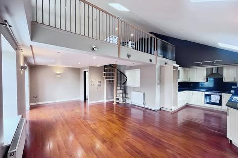 2 bedroom penthouse for sale, Hebble End, West Yorkshire HX7