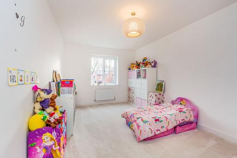 27 Alder Way, Holmes Chapel, Crewe, CW4 8AD