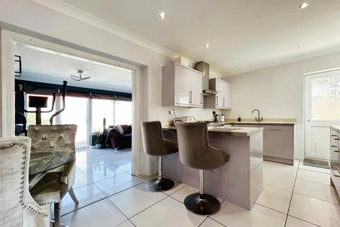 37 Eastgate Road, Holmes Chapel, Crewe, CW4 7BN