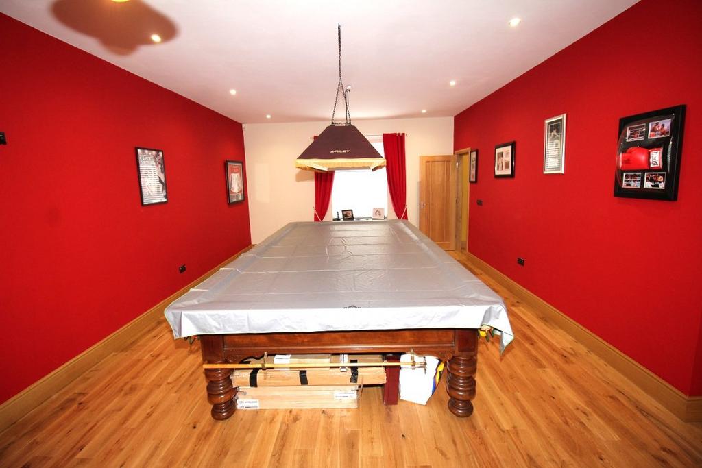 Dining/Games Room